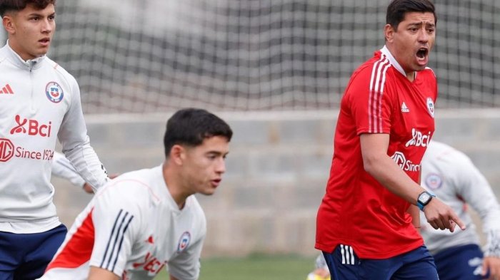 Con un regreso y sin Brereton: La formación que prepara Nicolás Córdova para el Chile vs Ecuador