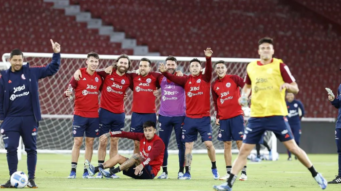 ¿Cómo ver online Ecuador vs Chile por las Eliminatorias 2026?
