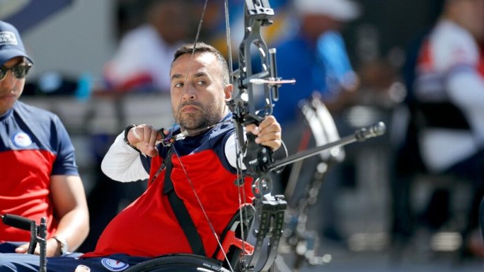 Una más: Víctor Saiz ganó durísima batalla en el Para tiro con arco y se quedó con el bronce