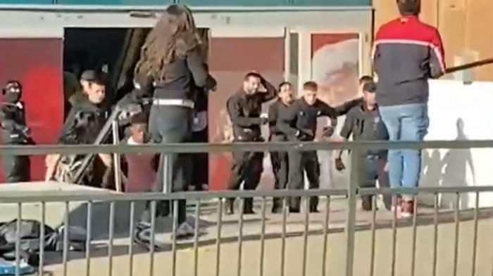 Registran violenta agresión de mecheros a guardias de seguridad en mall en Viña del Mar