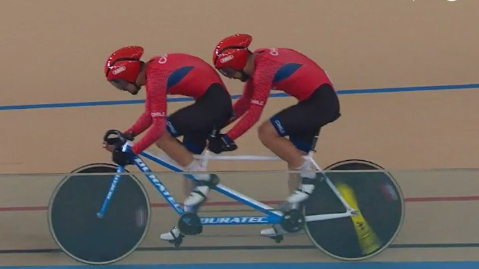 Espíritu deportivo: Matías Mansilla compitió con bicicleta prestada debido a problemas mecánicos