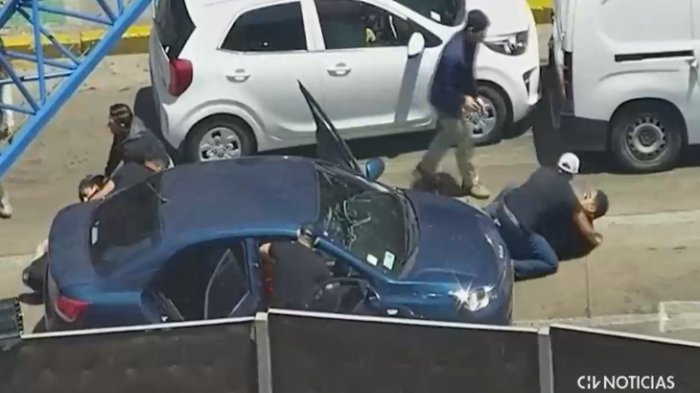 Cae banda liderada por hombre parapléjico: Robaban especies desde autos estacionados