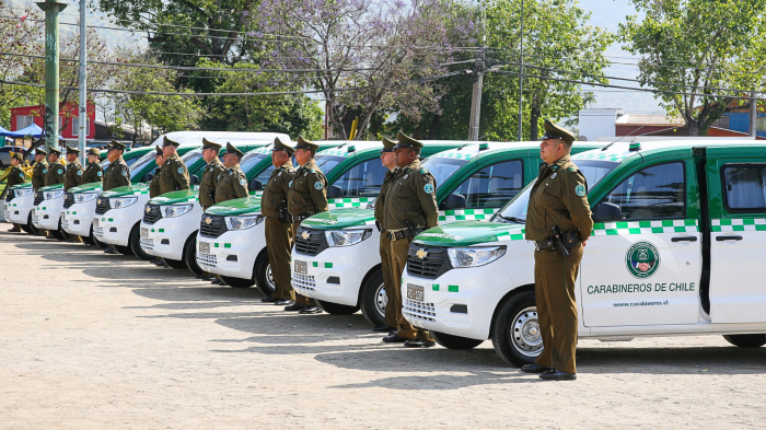 Carabineros busca trabajadores: Abren postulaciones con sueldos de hasta $1.6 millones