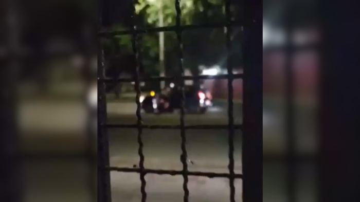 Impactante registro: Mujer fue apuñalada y arrastrada por cinco cuadras en encerrona