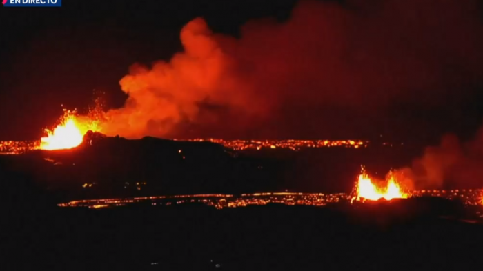 Así son las impactantes imágenes en vivo de la erupción de volcán en Islandia