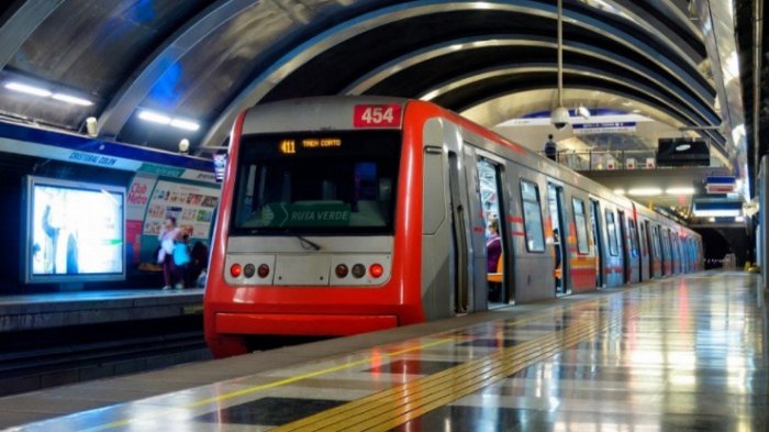 Metro de Santiago sumará nuevo método de pago: ¿Qué pasará con las tarjetas Bip?