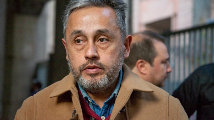 Sin bolsillos ni números: Diputado propone que reos usen uniforme en cárceles