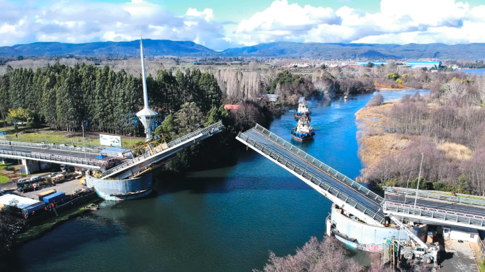 ¡Quedó listo! Puente Cau Cau finalizará obras de reparación durante enero y volvería a operar