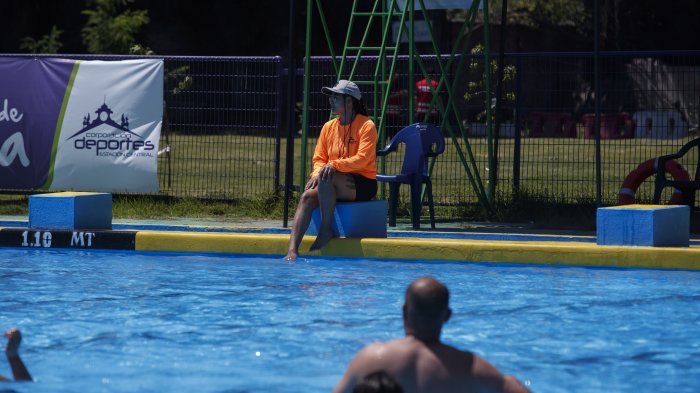 ¿Sin planes para el verano? Municipalidad de Santiago ofrece casi 100 actividades gratuitas