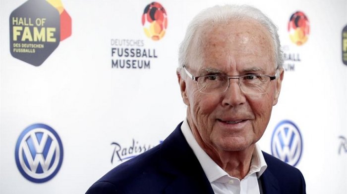 Luto en el fútbol: Murió Franz Beckenbauer, leyenda del fútbol alemán e ídolo del Bayern Múnich