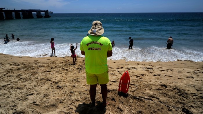 Hasta oxidación de materiales: Salvavidas denuncian precariedad laboral y exigen mejoras