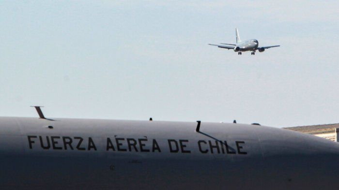 Gobierno concretó el primer vuelo con expulsiones del 2024