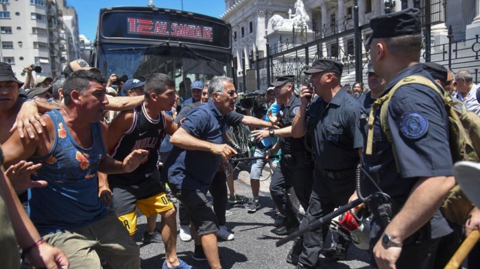 Argentina: La masiva primera huelga general contra las extremas medidas de Javier Milei