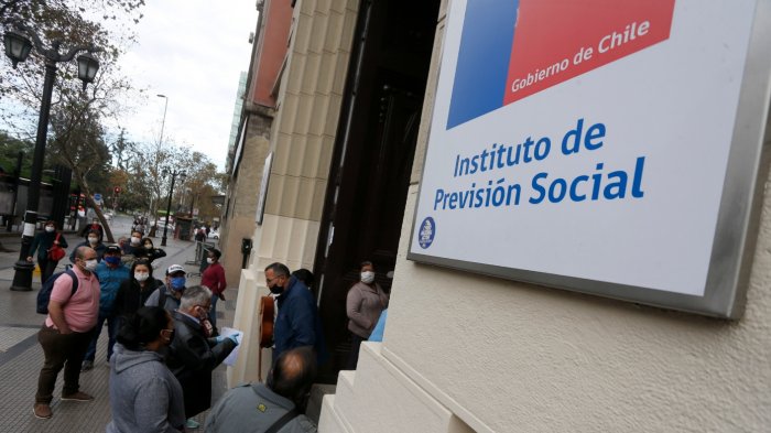 Nuevos montos de la PGU: Revisa cuánto se aumentó y cómo recibirla