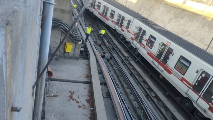 Metro informa suspensión parcial de servicios en Línea 1 por descarrilamiento de tren