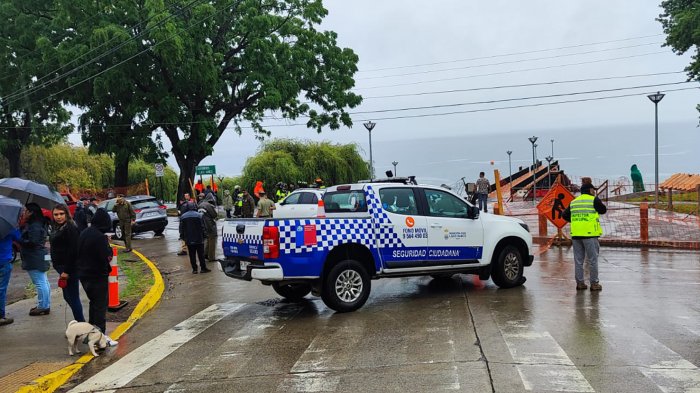 Los complejos pasos a seguir para sacar el helicóptero de Sebastián Piñera del fondo del Lago Ranco
