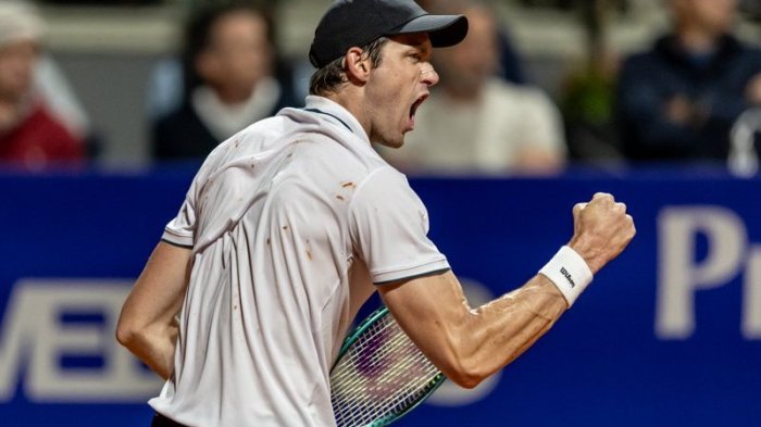 Nicolás Jarry ganó a Stan Wawrinka con una gran remontada para silenciar al público y avanzar en Buenos Aires