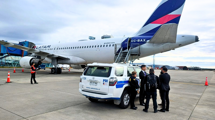 Pasajero murió en pleno vuelo con destino a Punta Arenas: PDI descartó lesiones de terceros