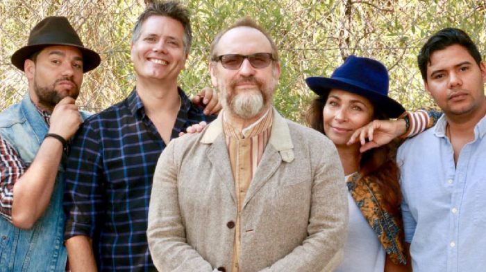 Con ayuda de Chile y Sudamérica: Cómo Men At Work volvió a reunirse tras una década separados