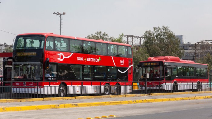 Súper Lunes: Depusieron el paro del transporte público en la RM tras acuerdo