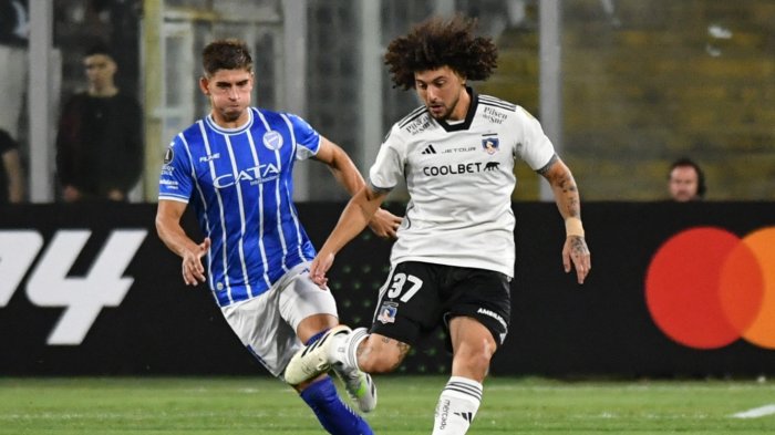 Otra vez cerca Colo Colo: Maxi Falcón anticipó a la defensa de Godoy Cruz y el palo le dijo 