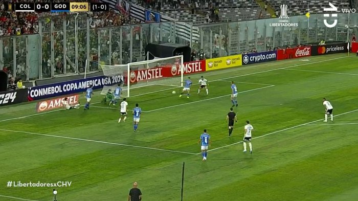 En qué estuvo: Leonardo Gil tuvo el primero de Colo Colo ante Godoy Cruz en confusa jugada