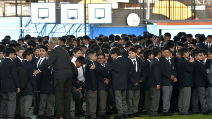 Incluido el 11 de septiembre: Avanza proyecto que obliga a cantar el himno nacional en colegios