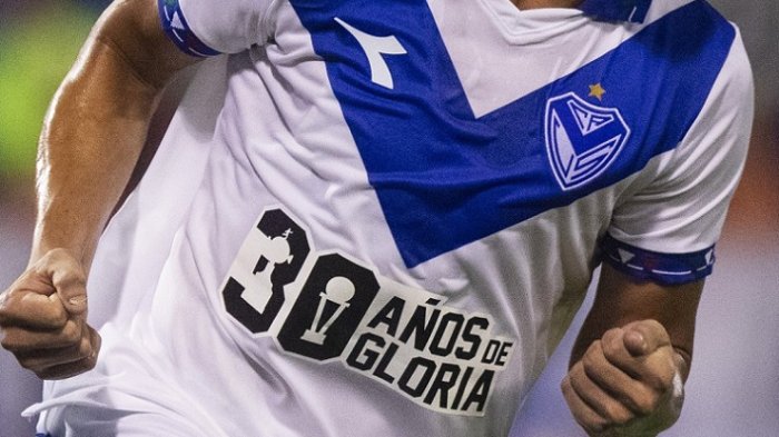 Vélez Sarsfield suspendió contrato de cuatro jugadores denunciados por abuso sexual