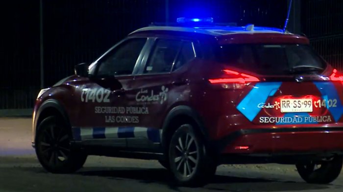 Joven está grave tras ser apuñalado en fiesta en Las Condes: Agresor está prófugo