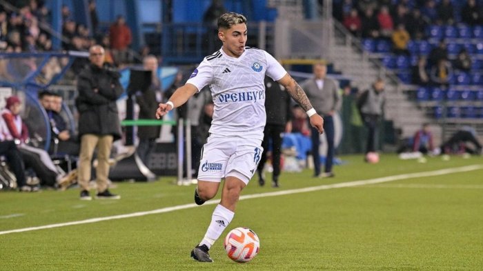 Orenburg no descarta fichaje de Jordhy Thompson: 