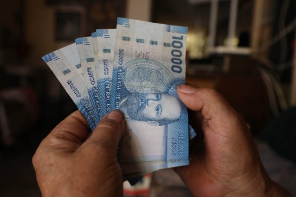 NUEVA ALZA en el sueldo mínimo: ¿Cuándo sube y en qué monto quedará?