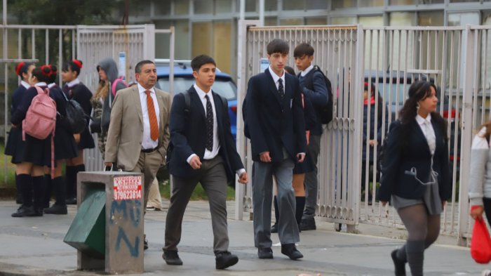 Bono Cuarto Medio 2024: Revisa aquí si cumples con los requisitos para obtenerlo