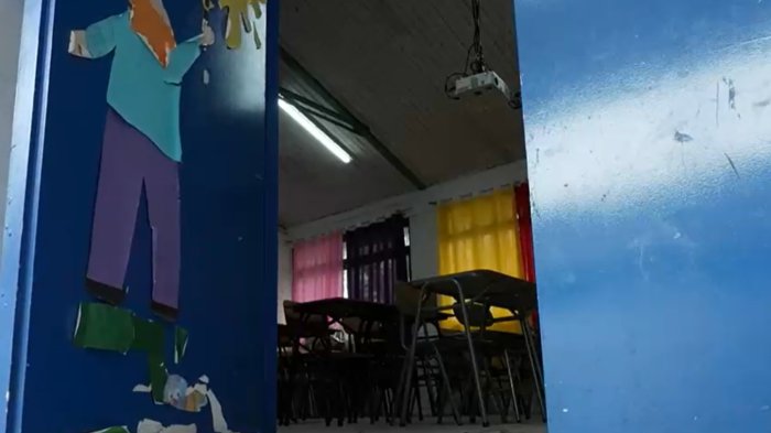 Son cerca de 800: Niños y jóvenes sin colegio en abril por falta de matrículas