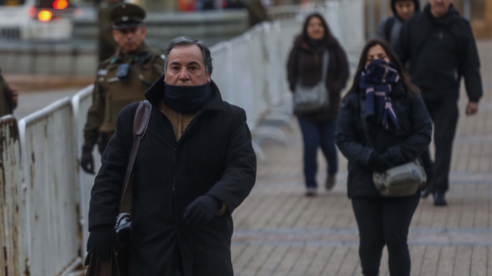 ¿Lloverá? Revisa cómo estará el tiempo para la Maratón de Santiago 2024