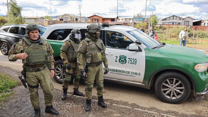 Ataque a Carabineros: Gobierno anuncia toque de queda para Cañete, Contulmo y Tirúa