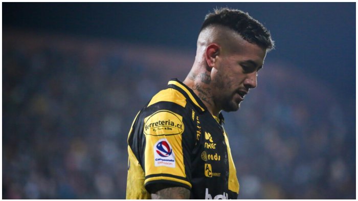 La mala noticia que recibió Rodrigo Holgado en Colombia y que lo haría pensar un retorno a Chile