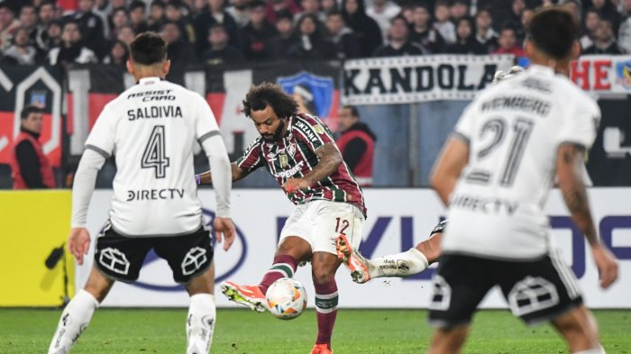 Colo Colo falló en el finiquitó y sufrió una dolorosa derrota ante Fluminense que lo complica en la Copa Libertadores