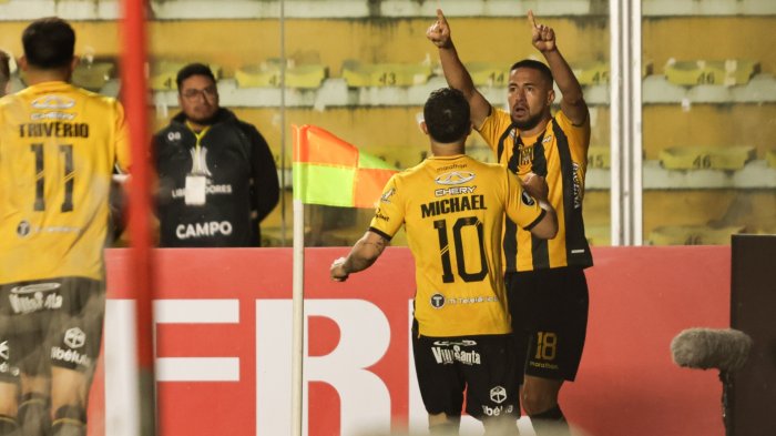 Huachipato perdió su invicto en Copa Libertadores tras ser goleado por The Strongest en La Paz