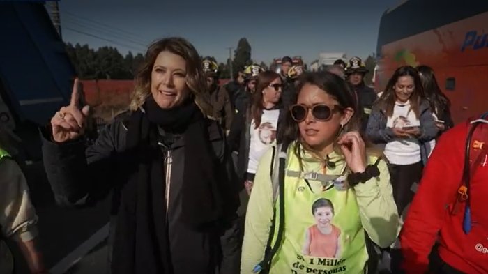 La travesía de Camila Gómez: Acompañamos a la madre que camina por su hijo con distrofia muscular de Duchenne