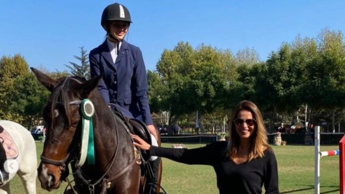 Recordada “Sita” Jeannette busca auspicios y organiza una gran rifa por su hija jinete