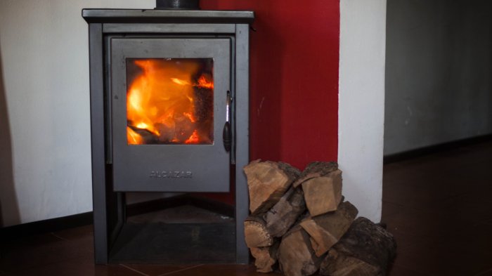 Subsidio de Calefacción de $100 mil: Consulta con tu RUT si ya recibiste el pago del Bono Leña