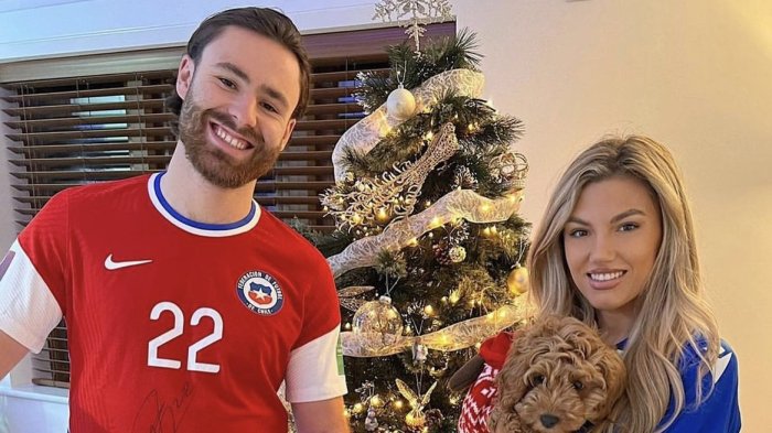 Suenan las campanas: Ben Brereton y Kimberley Abbott anunciaron su compromiso