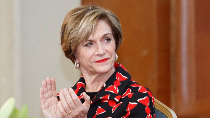 Evelyn Matthei defendió el CAE y lanzó dura crítica a proyecto del gobierno: “Son 250 Teletones”