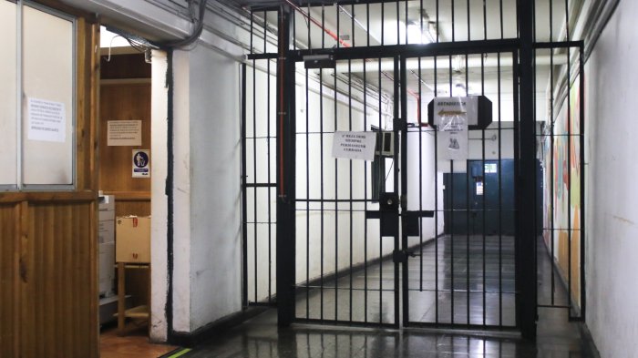 Usaron tarros y baldes para sus necesidades básicas: Acusan condiciones insalubres de reas en cárcel de San Joaquín