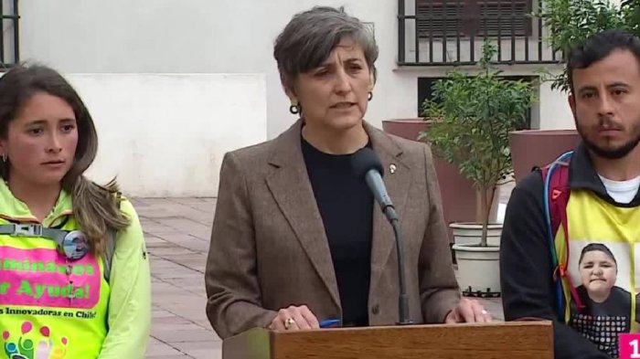 Ministra de Salud aseguró que “facilitarán” el pago de impuestos a los $3.500 millones del medicamento para Tomás Ross