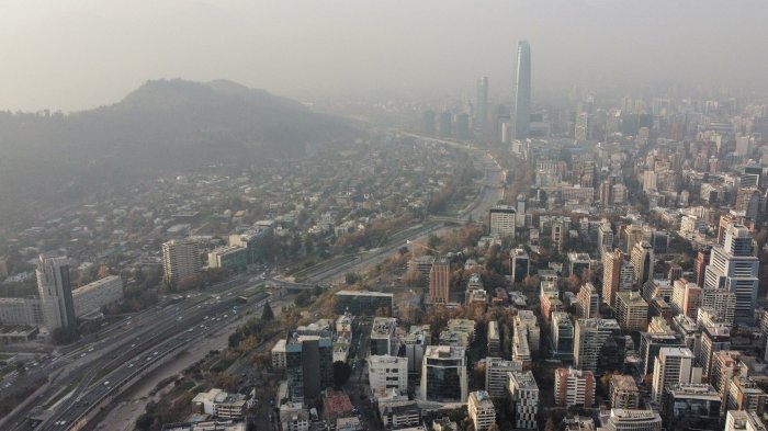 Alerta Ambiental en la región Metropolitana: Revisa las restricciones desde este sábado