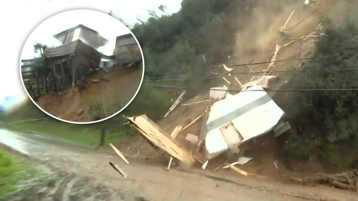 Horas en riesgo: Derrumbaron casa por deslizamiento de tierra en Curanilahue