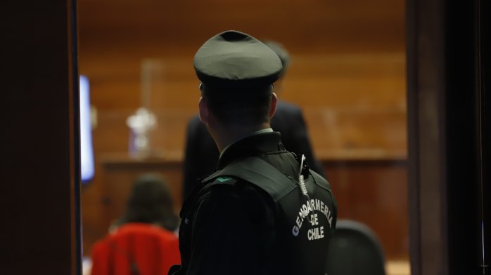 Coordinaban desde las cárceles: Diez gendarmes fueron detenidos por tráfico de armas y cohecho