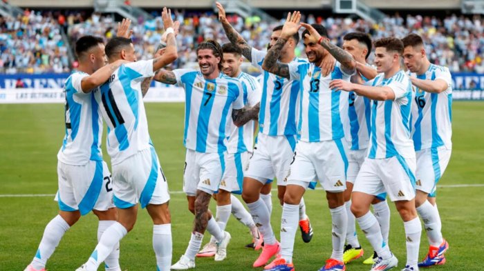 Tres cambios y afuera un histórico: La formación de Argentina para enfrentar a Chile en Copa América