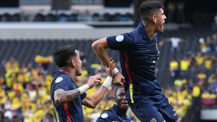 Copa América: Ecuador se impuso a Jamaica con polémico arbitraje del chileno Cristian Garay